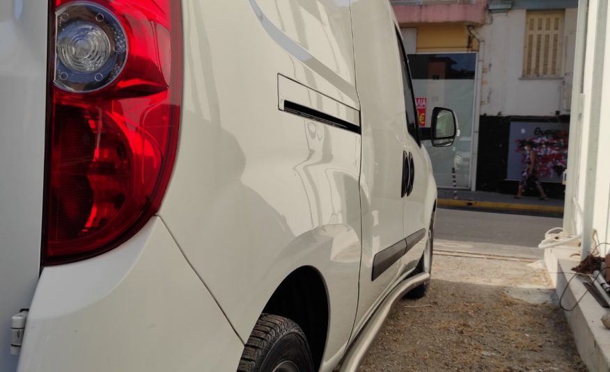 Opel Combo 12/2015 *Ψυγείο* Maxi Με Μπρίζα *Πουλήθηκε*