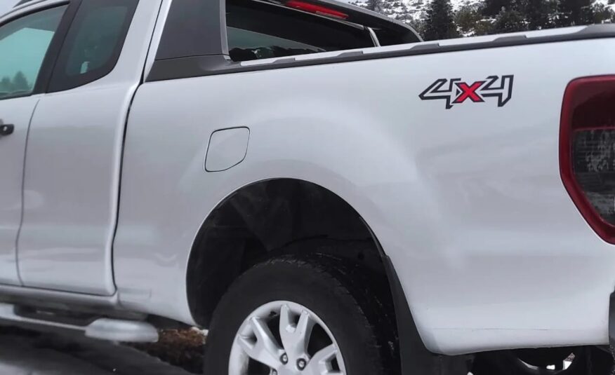 Ford Ranger 11/2015 Wildtrack 3.2 Full Extra