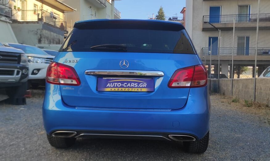 Mercedes B200 1.6 Bενζίνη Urban *6τάχυτο* 156 άλογα Euro 6