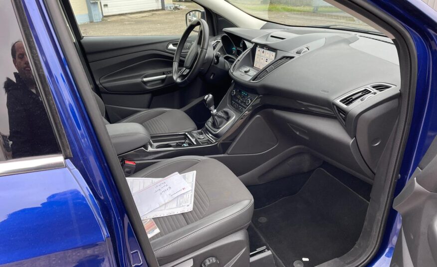 Ford Kuga 1.5 Diesel 2018 Titanium *Panorama* Full Extra