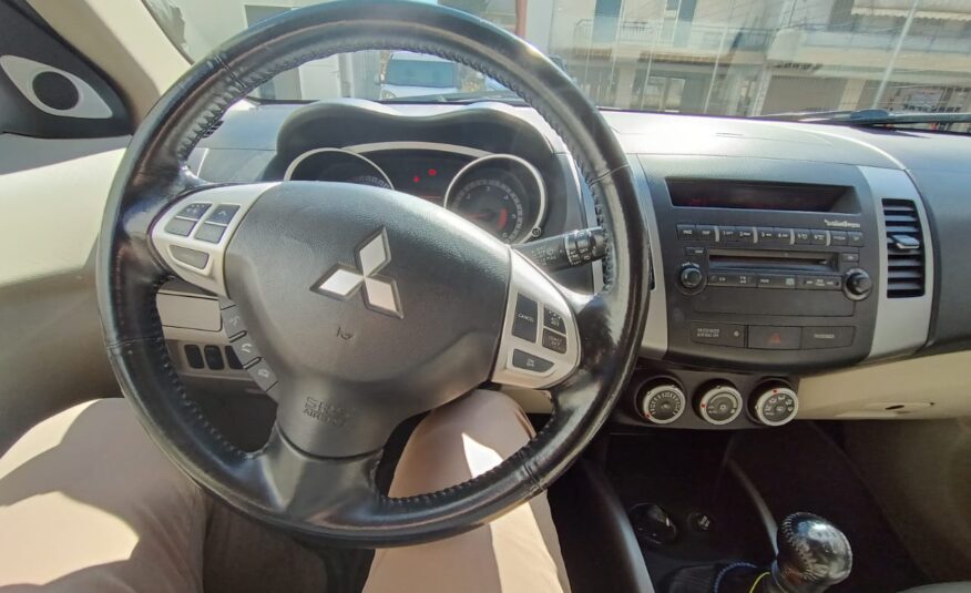 Mitsubishi Outlander 2.0 Diesel *7θέσιο* 4X4 Full Extra 1ο χέρι Ελληνικό 11/2008
