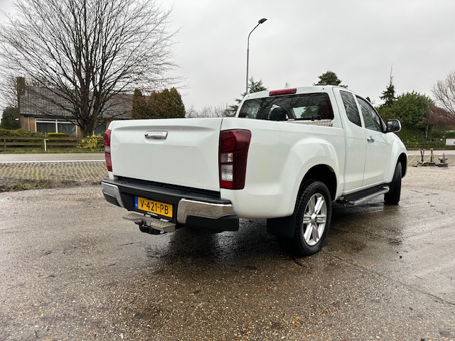 Isuzu Dmax 2019 *Aυτόματο* Full Extra 1μιση καμπίνα