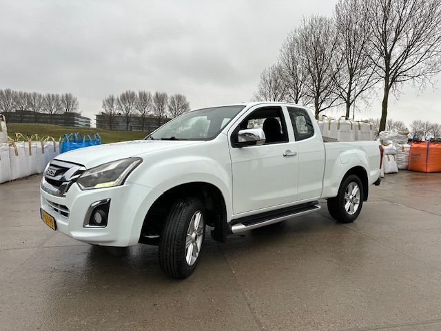 Isuzu Dmax 2019 *Aυτόματο* Full Extra 1μιση καμπίνα