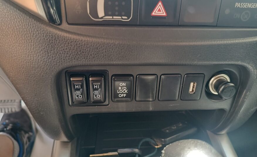 Mitsubishi L200*Αυτόματο*Triton*Full Extra* Δερμάτινα* Οθόνη*4πορτο