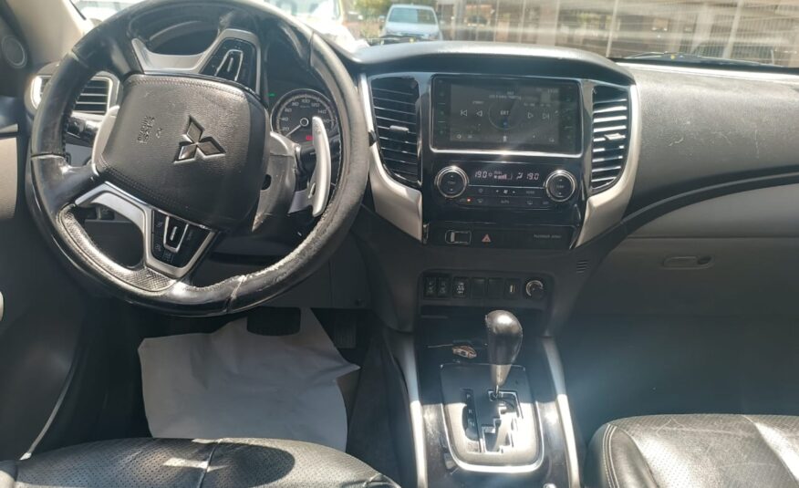 Mitsubishi L200*Αυτόματο*Triton*Full Extra* Δερμάτινα* Οθόνη*4πορτο